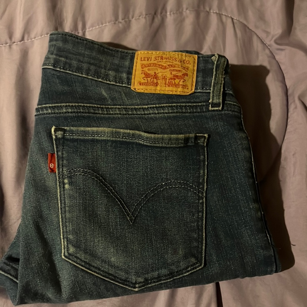 Levi jeans